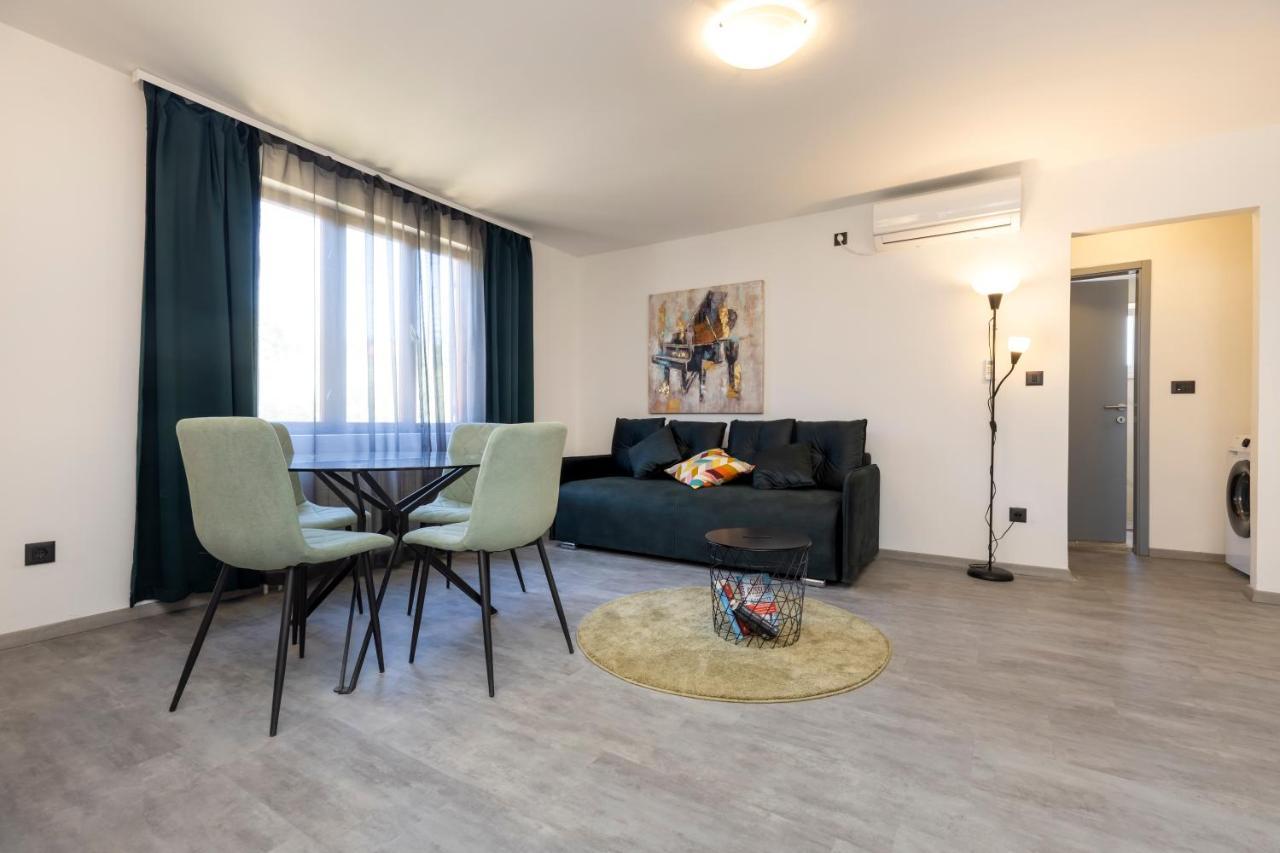 Providenca Accommodation 말리로시니 외부 사진